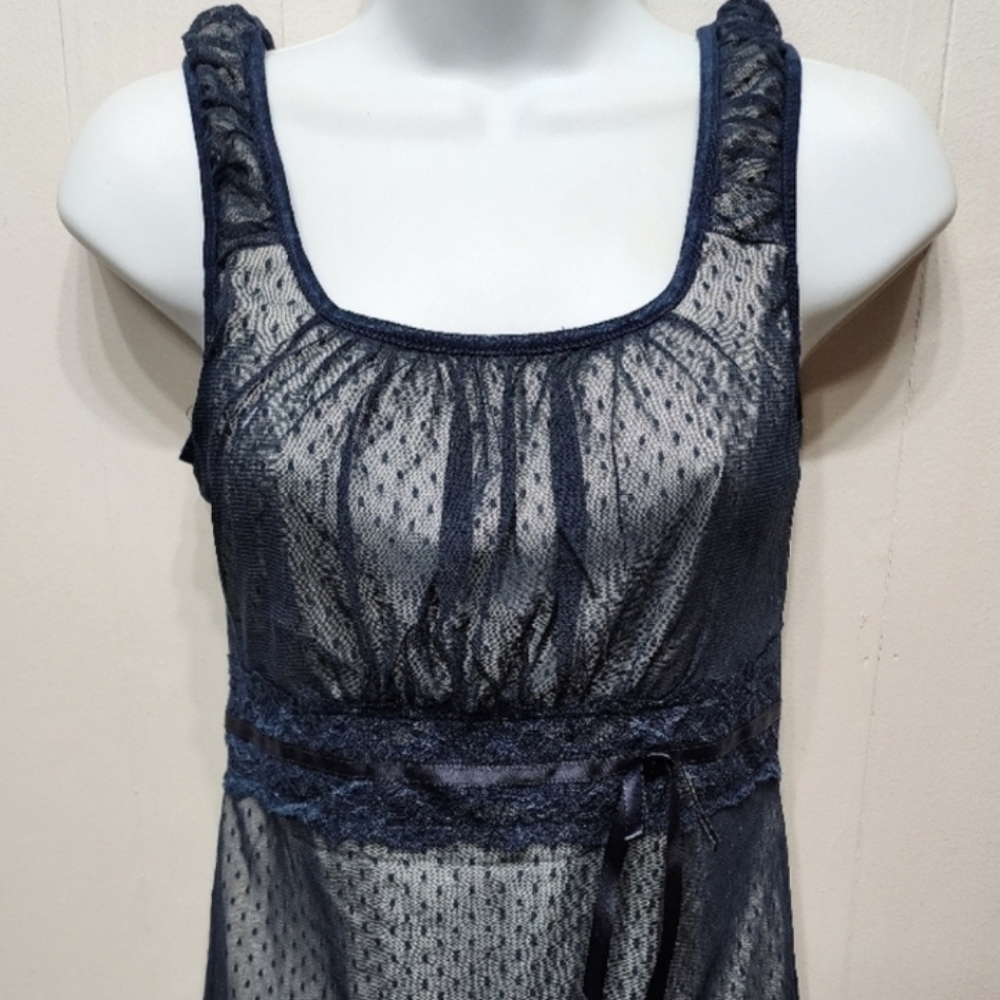 Maurices Sleeveless Blouse Small Navy Lace Cream Lightweight Casual Office B582